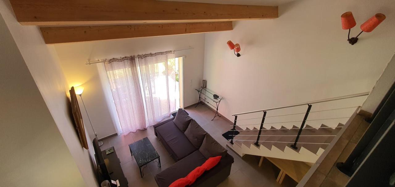 Villa Mylena Jouques Exteriör bild